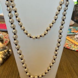 Plunder White Pearl Necklace